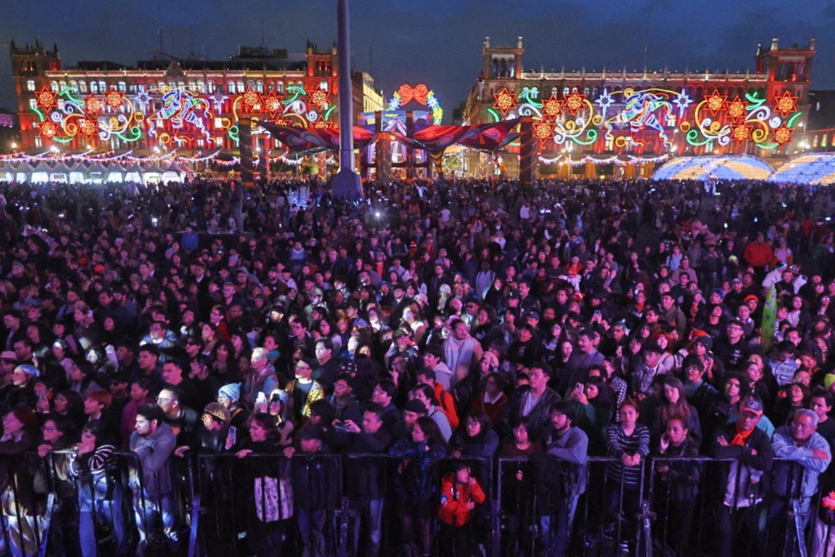 Verbena Navideña en el Zócalo 2024