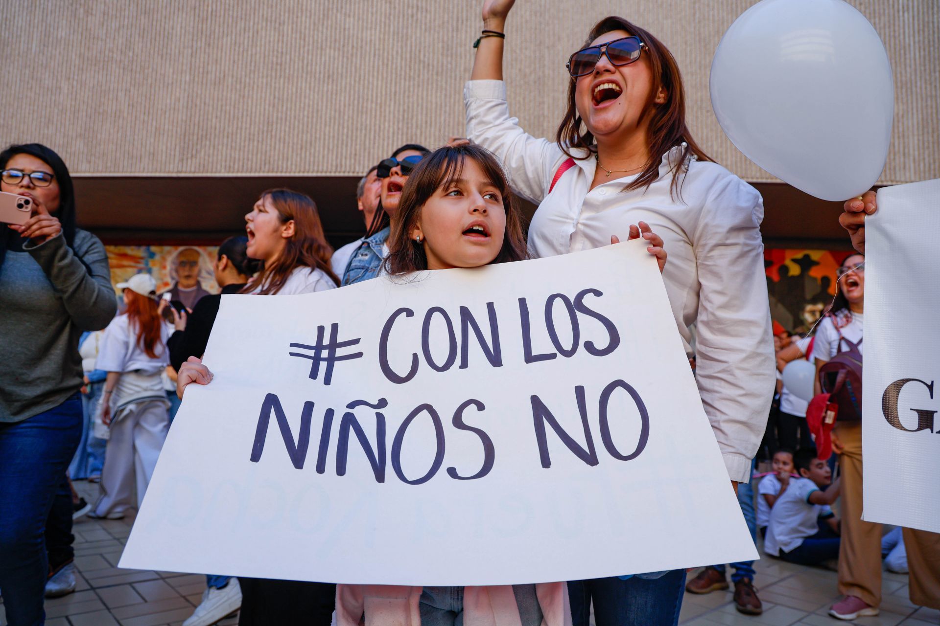 ¡Con los niños no!”, Arquidiócesis de México pide a criminales reflexionar los daños que provocan