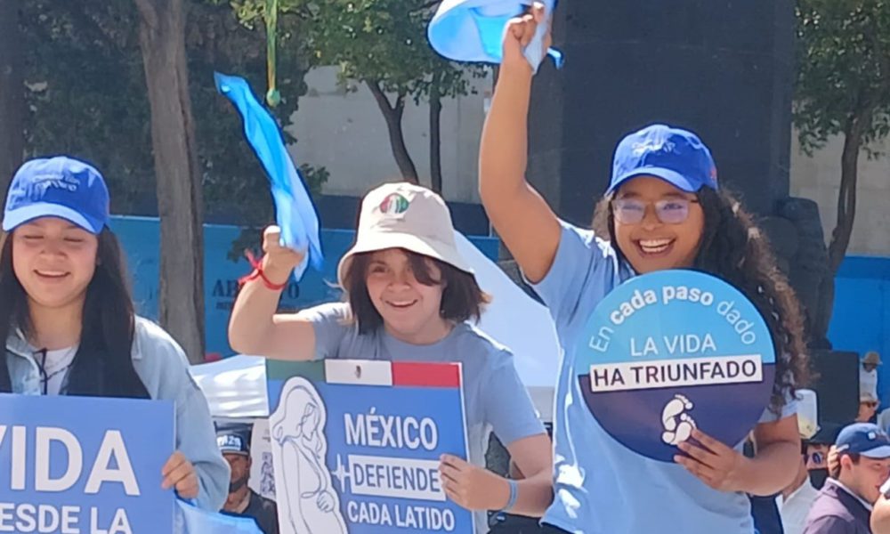 “Con fuerza, con ánimo y con fe”, José Antonio Kast llama a los jóvenes a defender la vida