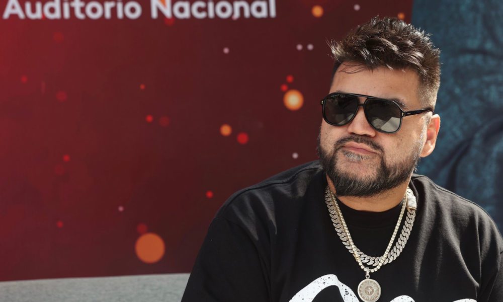 ¿Eres muy católico?, Dios no es religión, vive en el corazón responde El Mimoso