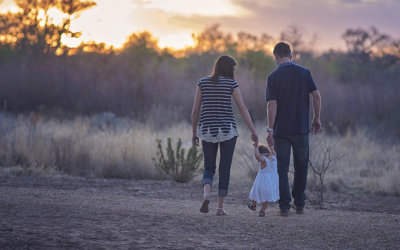“Volver abrazar la figura paterna y materna para sanar a la sociedad”, pide Tomás Ibarra