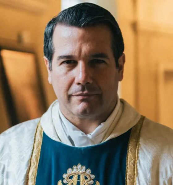 La fe sin filtros del Padre Javier Olivera Ravasi