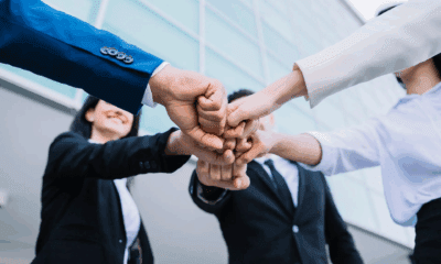 Empresas y trabajadores felices