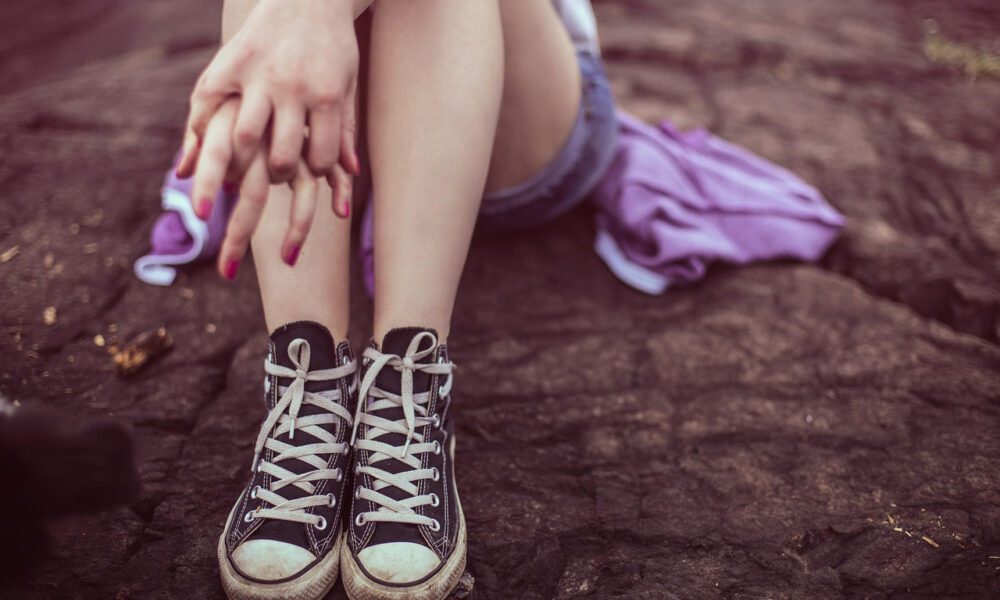 Muerte de adolescente destapa riesgos médicos y omisiones en cirugías a menores