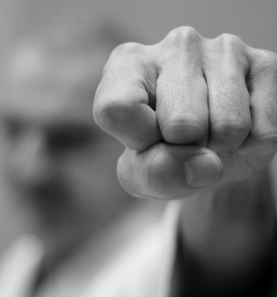 Presentan iniciativas de Ley para sancionar a violentadores de menores y mujeres