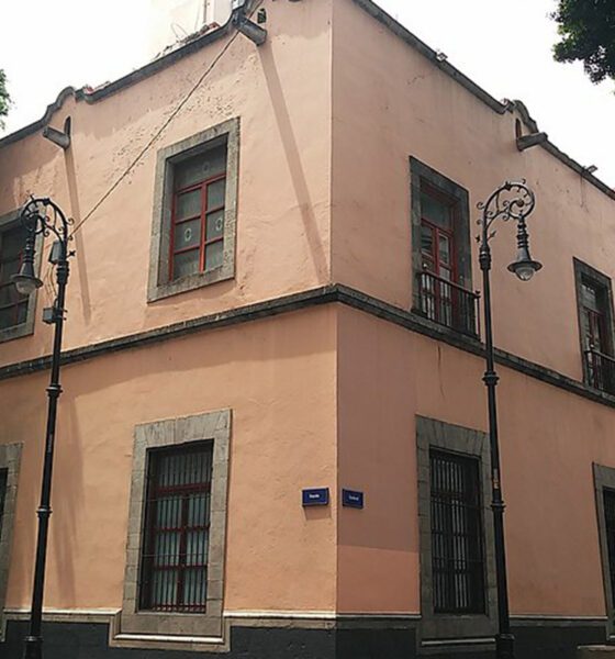 La Vieja Casona de Xicoténcatl, historia jesuita