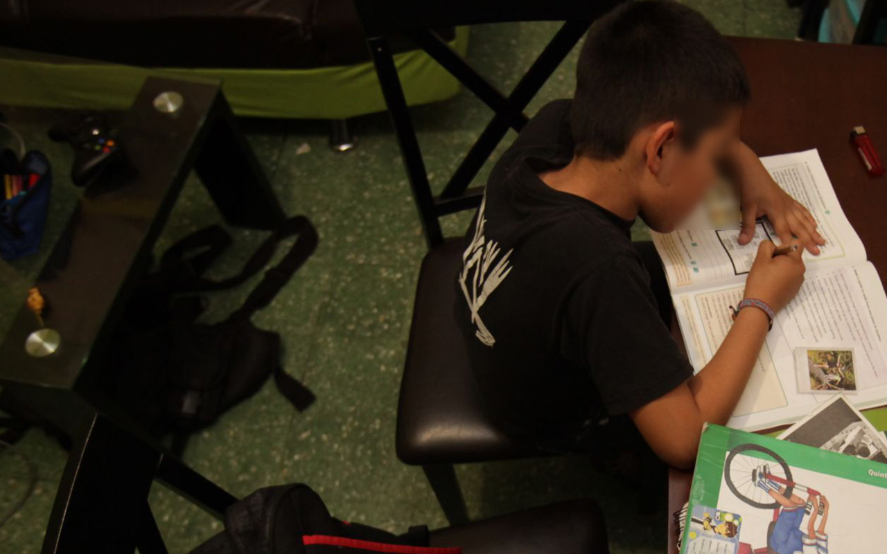 Padres de familia ¿Cómo ayudar a los niños con dislexia?