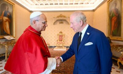 Histórico encuentro entre el papa León XIV y el Rey Carlos III. Foto: @VaticanNews