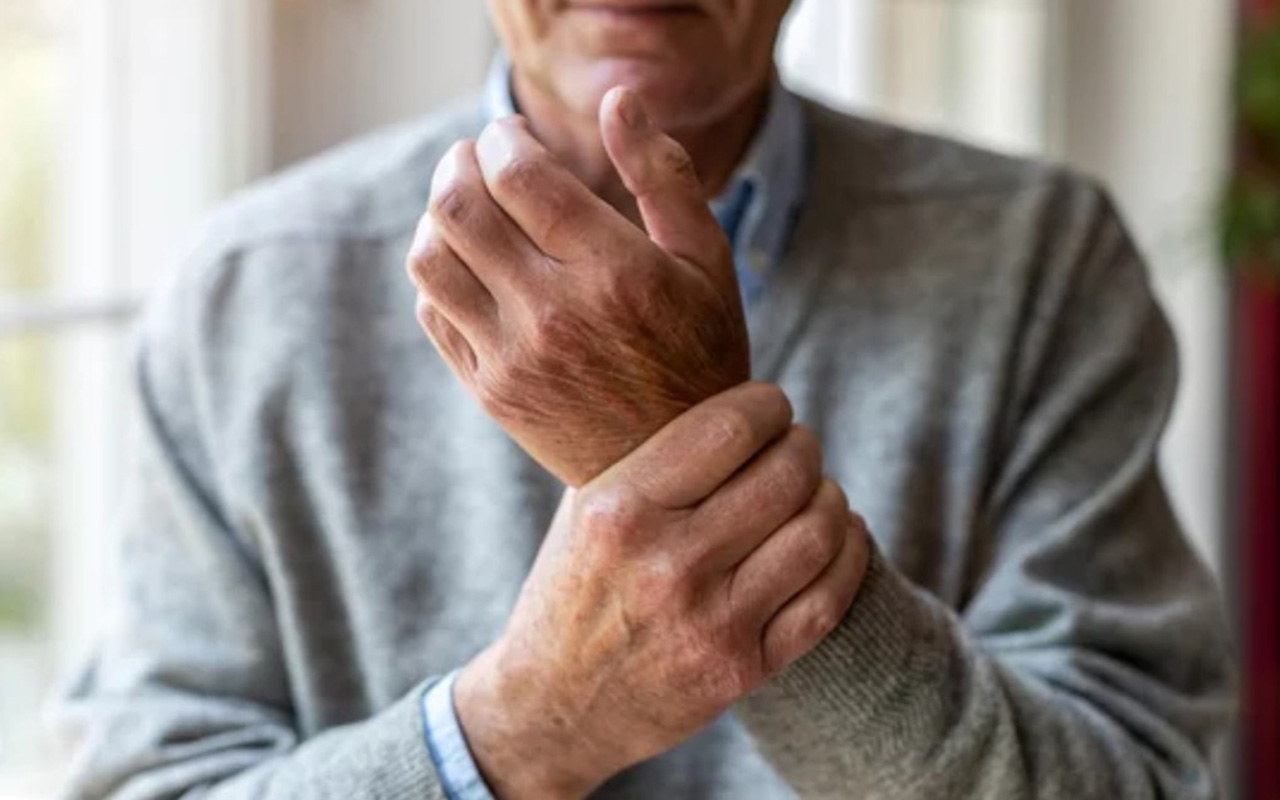 Para 2050, el 37% de los adultos mayores en México podría tener osteoporosis