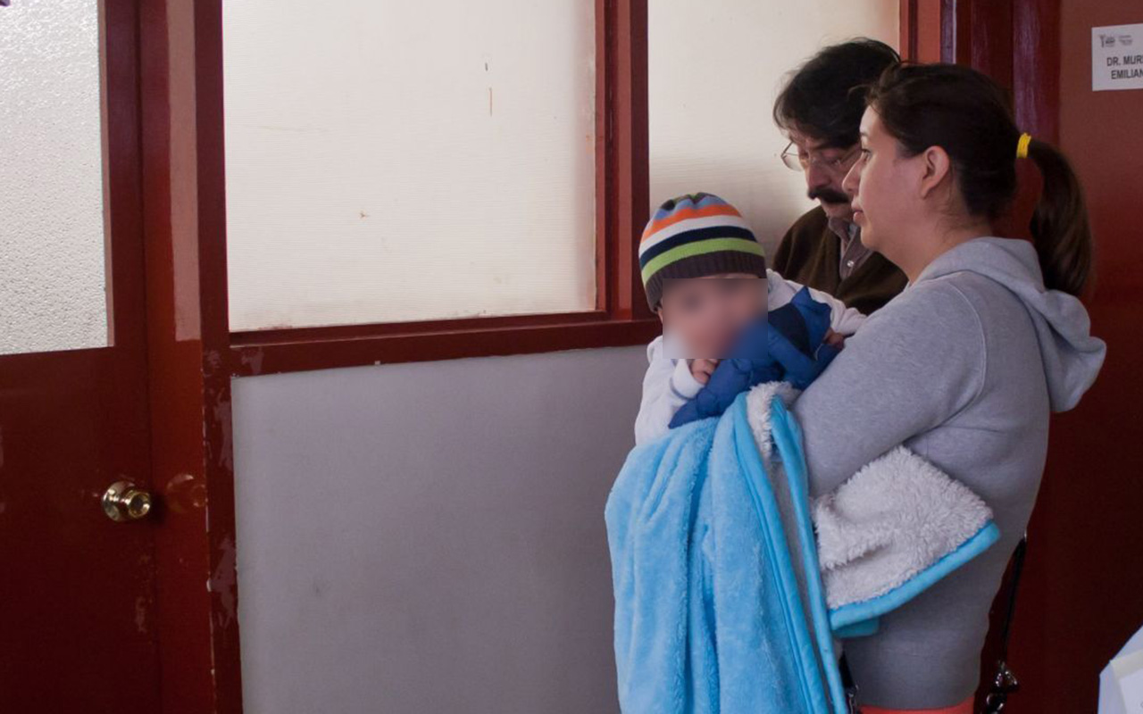 ¿Qué puede hacer un padre de familia para proteger a su hijo del sarampión?