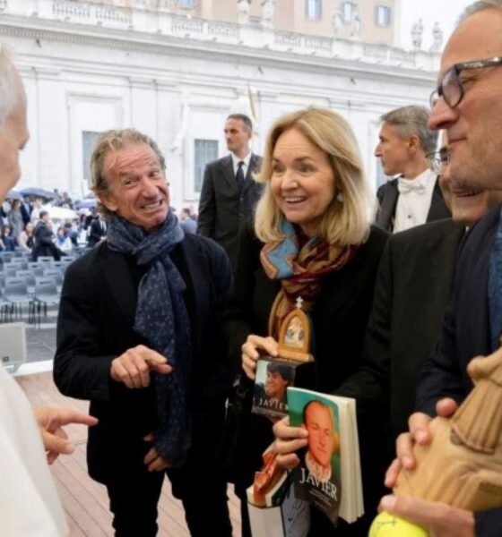 El documental Solo Javier recibe la bendición apostólica. El equipo se encontró con el Papa León XIV en San Pedro, confirmando la misión de la película
