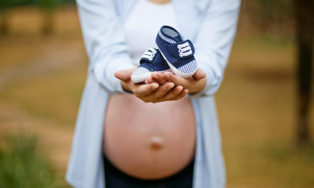 Estudiar con hijos en brazos: panorama actual de la maternidad estudiantil en México