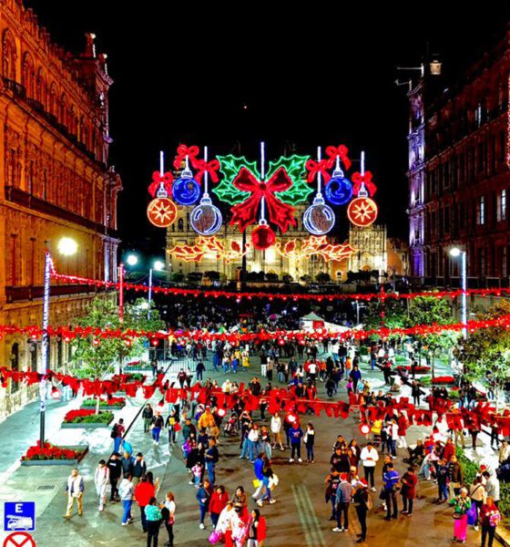 Zócalo enciende la Navidad y abre un corredor de luz para que familias celebren la vida