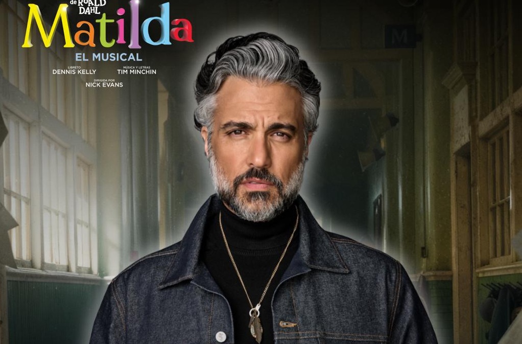 Jaime Camil interpretará a la Srita. Tronchatoro en el musical Matilda en México (2026). Descubre por qué este papel es interpretado históricamente por hombres