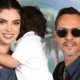 Marc Anthony confirma que será papá por octava vez a los 57 años. Junto a Nadia Ferreira, celebra la llegada de su segundo hijo en su aniversario.