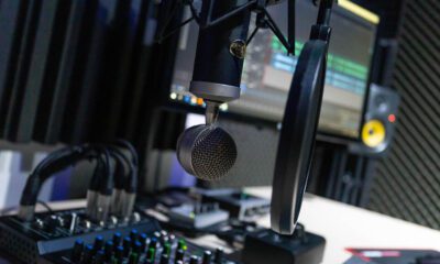 Inteligencia artificial impulsa nuevos formatos en la radio sin sustituir la intervención humana