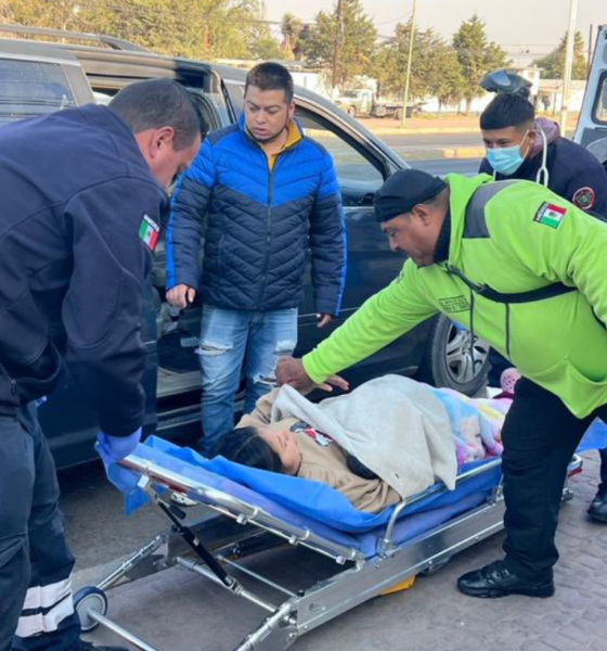 Una joven de 23 años dio a luz en su camioneta en la carretera México-Pachuca con ayuda de policías de Tecámac