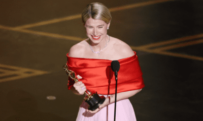 Jessie Buckley ganó el Oscar a Mejor Actriz por 'Hamnet'. En un emotivo discurso, reivindicó su papel como madre, dedicó el premio a su hija de ocho meses y