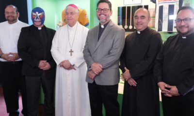 Arzobispo de Monterrey inaugura exposición 'Fe en la Cancha' en vísperas del Mundial 2026