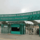 "Con eso no se juega", sentencian jóvenes universitarios ante el hallazgo de un recién nacido en los baños del TESE