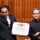 Alejandro González Iñárritu ingresa a El Colegio Nacional. Defiende el cine humano frente a la IA y llora por los desaparecidos
