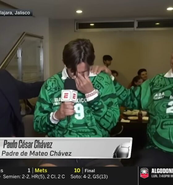 Paulo César "Tilón" Chávez no pudo contener el llanto. Foto: captura de pantalla.