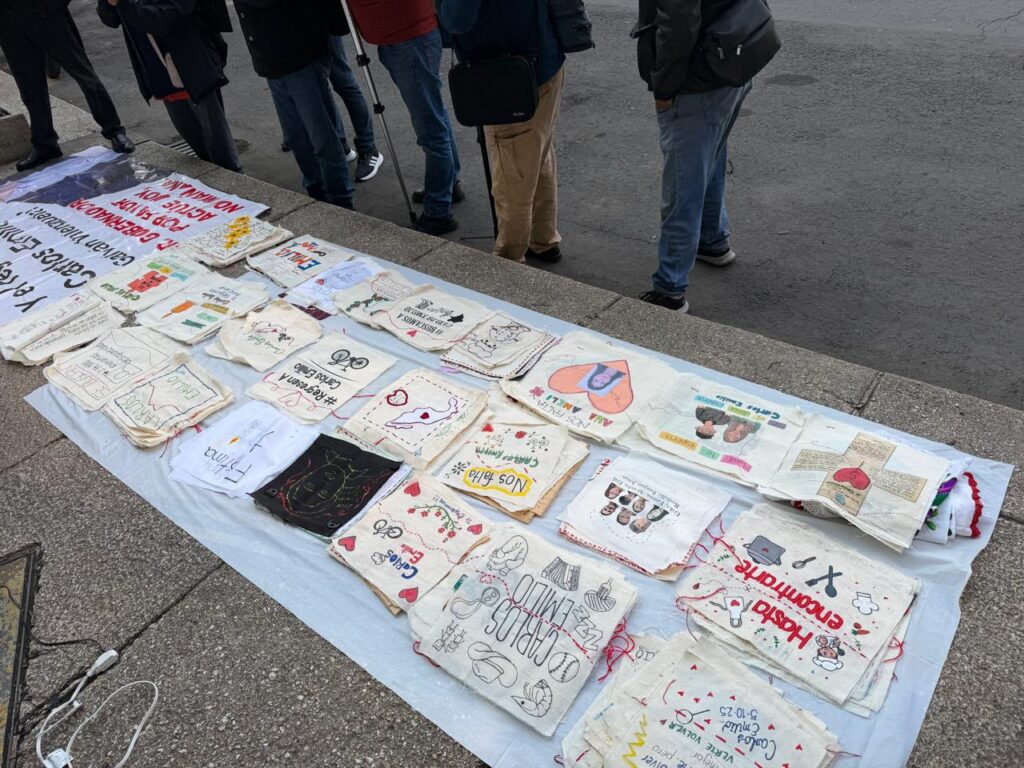 A nueve meses de la desaparición de Carlos Emilio, su madre reconstruyó una ruta simbólica para exigir respuestas y mantener viva su búsqueda